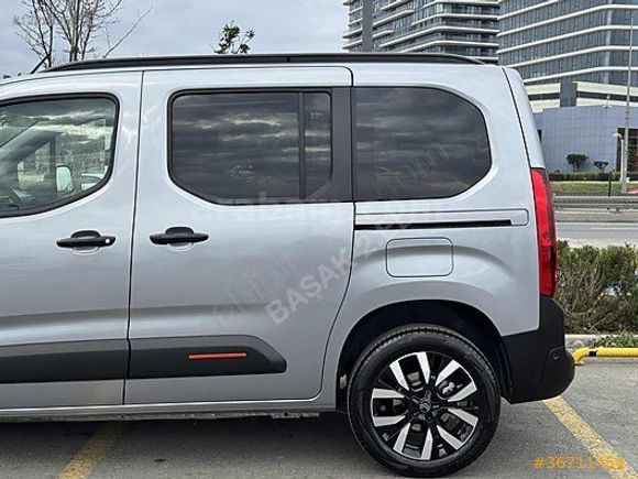 Başak Otomotiv 2.EL'den 2025 Hatasız Berlingo XTR