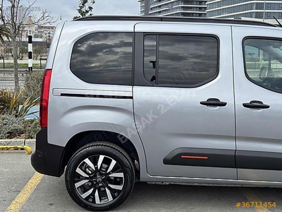 Başak Otomotiv 2.EL'den 2025 Hatasız Berlingo XTR
