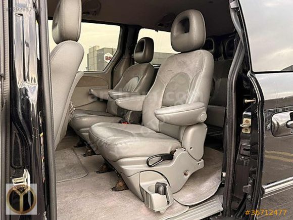 YENİ OTOMOTİV DEN EMSALSİZ GRAND VOYAGER 2.8 CRD LİMİTED 2 BOYA