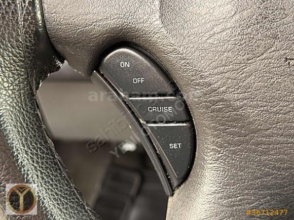 YENİ OTOMOTİV DEN EMSALSİZ GRAND VOYAGER 2.8 CRD LİMİTED 2 BOYA