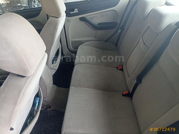 Sahibinden Ford Focus 1.6 TDCi Ghia 2008 model