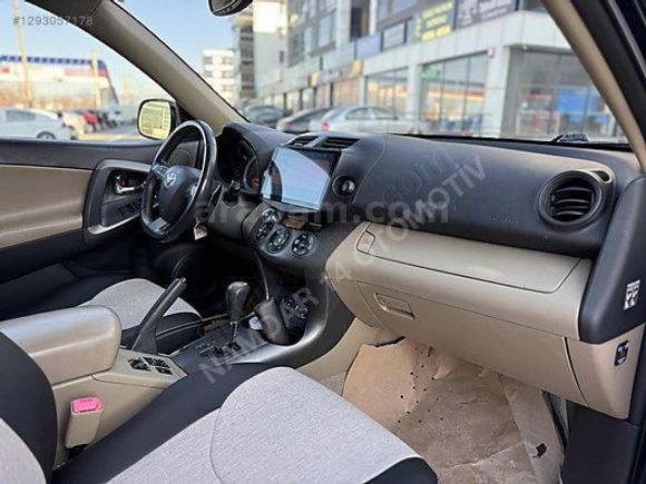 TOYOTA RAV4 4x4 BOYASIZ DEĞİŞENSİZ