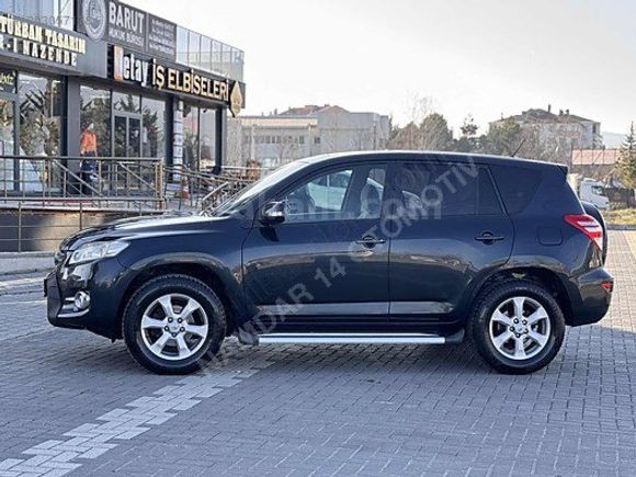 TOYOTA RAV4 4x4 BOYASIZ DEĞİŞENSİZ
