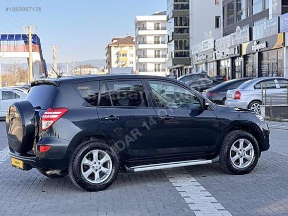 TOYOTA RAV4 4x4 BOYASIZ DEĞİŞENSİZ