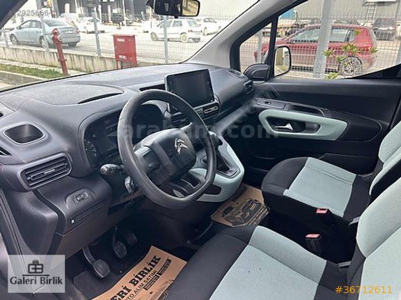 2020 MODEL CİTROEN BERLİNGO 1.5 BLUE HDİ FEEL