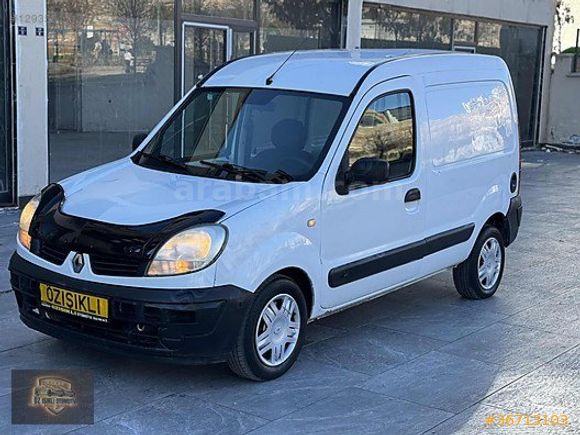 ÖZ IŞIKLI OTOMOTİVDEN 2012 RENAULT KANGO TEK EL