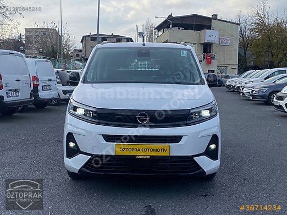 Galeriden Opel Combo 1.5 CDTI Essential 2025 Model İstanbul 0 km