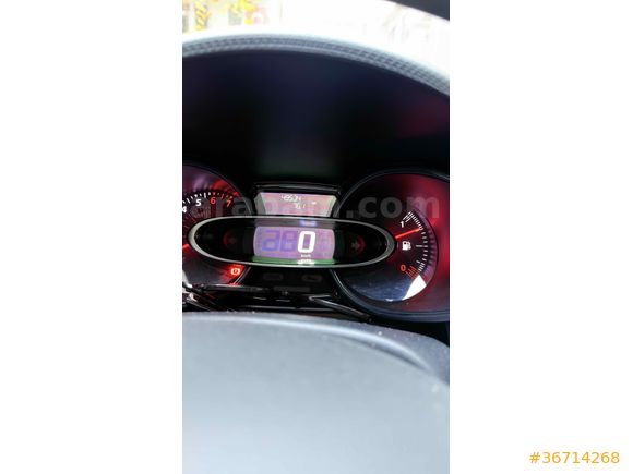 Orjinal Renault Clio 1.2 Joy 2018 Model  50.000 km Beyaz