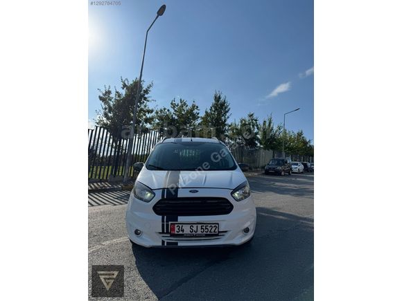 2017 Model Ford Tourneo Courier Blackline | 185.000 km | Manuel