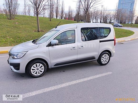 ÖZ KALE OTOMOTİV'DEN 2023 EXPRESS COMBİ 1.5 DCİ 64.000 KM'DE