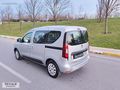 ÖZ KALE OTOMOTİV'DEN 2023 EXPRESS COMBİ 1.5 DCİ 64.000 KM'DE