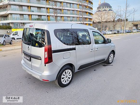 ÖZ KALE OTOMOTİV'DEN 2023 EXPRESS COMBİ 1.5 DCİ 64.000 KM'DE