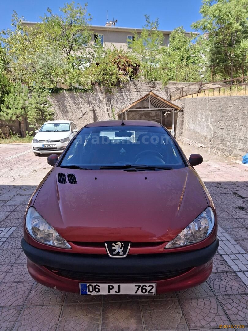 Sahibinden Peugeot 206 1.4 XR 2000 Model Ankara 252.000 km Kırmızı 4