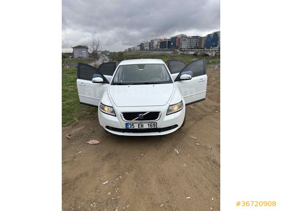 Sahibinden Volvo S40 1.6 D Premium 2008 Model  330.000 km Beyaz