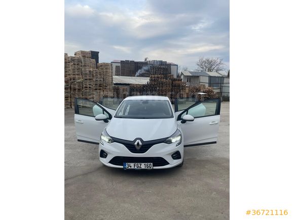 Sahibinden Renault Clio 1.0 SCe Joy 2022 Model