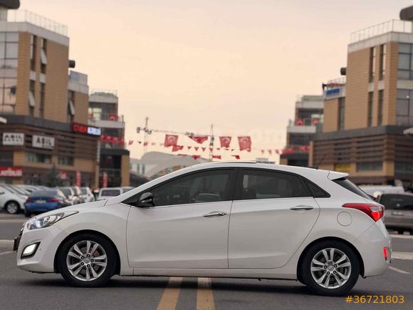 ASL AUTO’DAN Hyundai i30 1.6 CRDi Elite 2012 Model Ankara