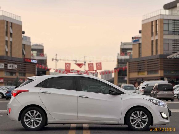 ASL AUTO’DAN Hyundai i30 1.6 CRDi Elite 2012 Model Ankara