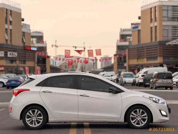 ASL AUTO’DAN Hyundai i30 1.6 CRDi Elite 2012 Model Ankara