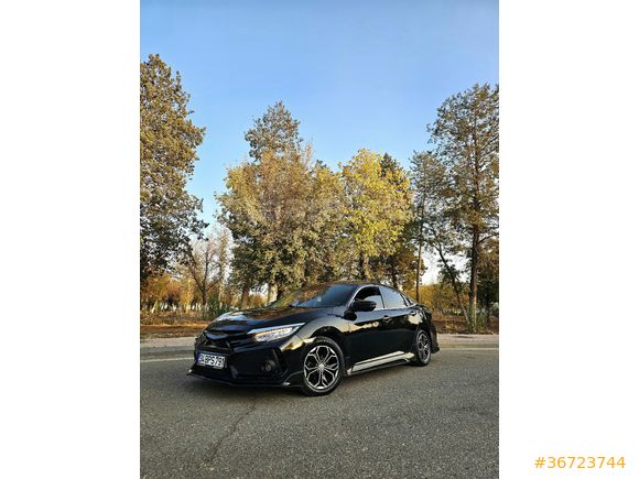 Bayandan Honda Civic 1.6 i-VTEC ECO Elegance 2018 Model