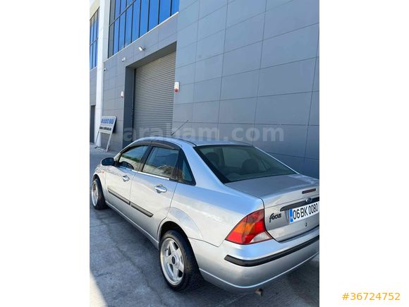 2005 Otomatik klimalı sıkıntısız Focus 1.6comfort
