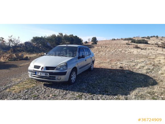Sahibinden Renault Clio 1.5 dCi Expression 2003 Model  281 km Gri