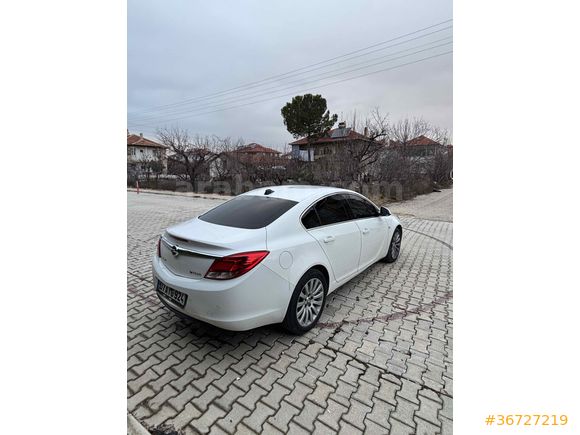 Sahibinden Opel Insignia 2.0 CDTI Edition 2011 Model 