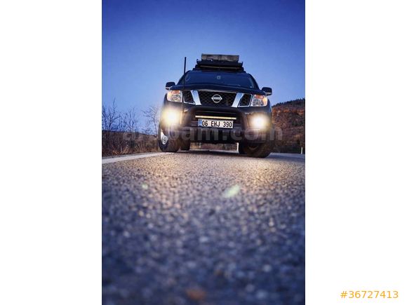 Sahibinden Nissan Navara 2.5 D 4x2 SE 2013 Model  161000km Siyah