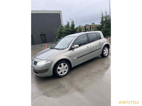 Sahibinden Renault Megane 1.6 Dynamique 2005 Model  251.000 km Kahverengi