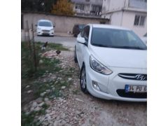 Sahibinden Hyundai Accent Blue 1.6 CRDI Mode 2016 Model Denizli 194.000 km Beyaz