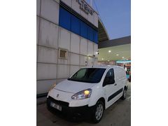 Sahibinden Peugeot Partner 1.6 HDI Comfort Pack 2013 Model  333.000 km Beyaz