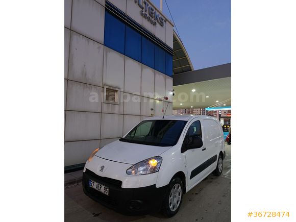 Sahibinden Peugeot Partner 1.6 HDI Comfort Pack 2013 Model  333.000 km Beyaz