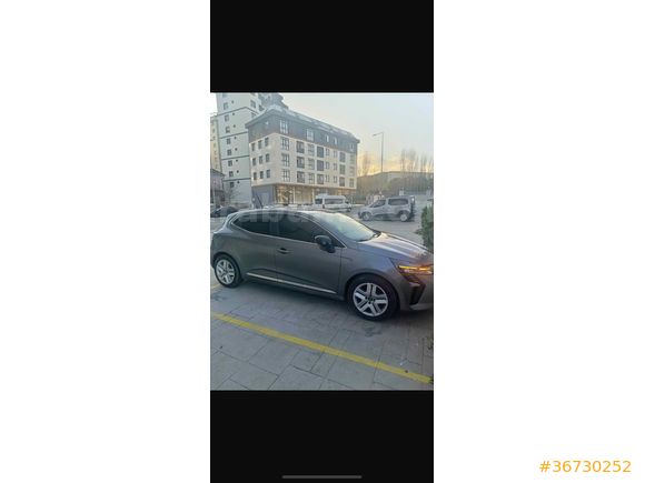 Sahibinden Renault Clio 1.0 TCe Evolution 2023 Model 