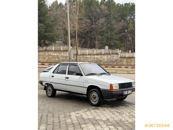 Sahibinden Renault R 9 1.4 Broadway 1992 Model