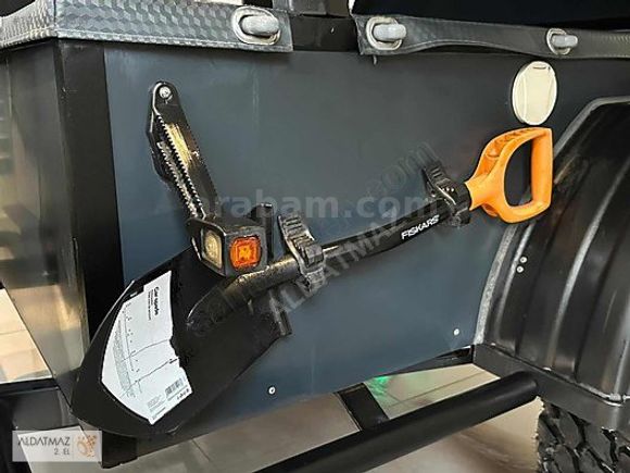 ALDATMAZ PLAZA'DAN ÇEKME KARAVAN ÇARPIŞAN TÜRK CAMPER RÖMORK