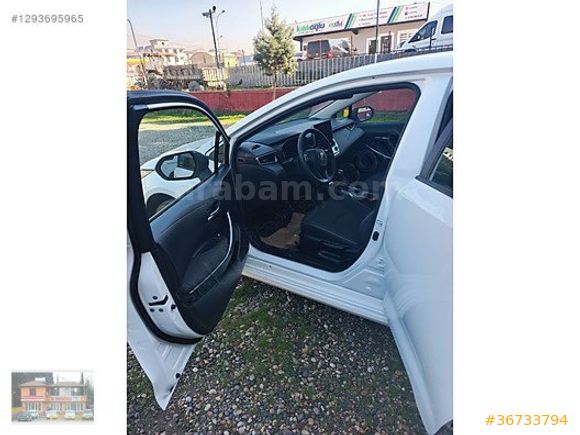 SIFIR 2025 MODEL TOYOTA COROLLA 1.8 HYBRİT