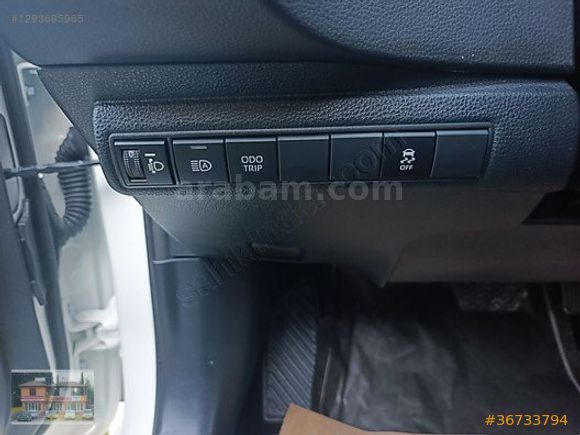 SIFIR 2025 MODEL TOYOTA COROLLA 1.8 HYBRİT