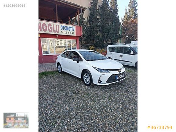 SIFIR 2025 MODEL TOYOTA COROLLA 1.8 HYBRİT