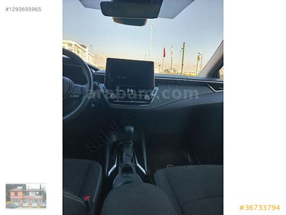 SIFIR 2025 MODEL TOYOTA COROLLA 1.8 HYBRİT