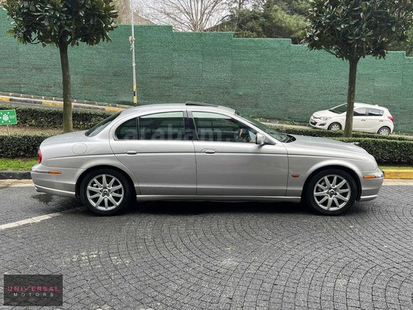 "UNIVERSAL MOTORS" 2001 JAGUAR S-TYPE 4.0 V8 OTOMATIK 272 HP