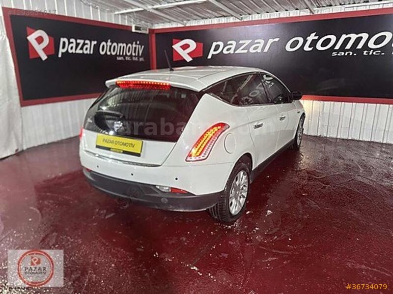 Galeriden Lancia Delta 1.6 MJet 2013 Model İstanbul 162.000 km Beyaz