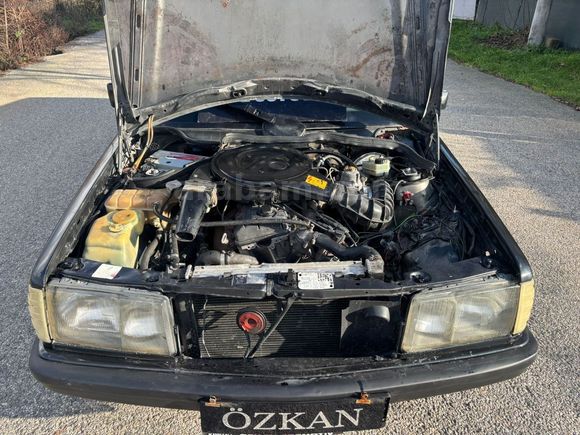 ÖZKAN OTOMOTİVDEN 1983 MERCEDES 190 E BAKIMLI