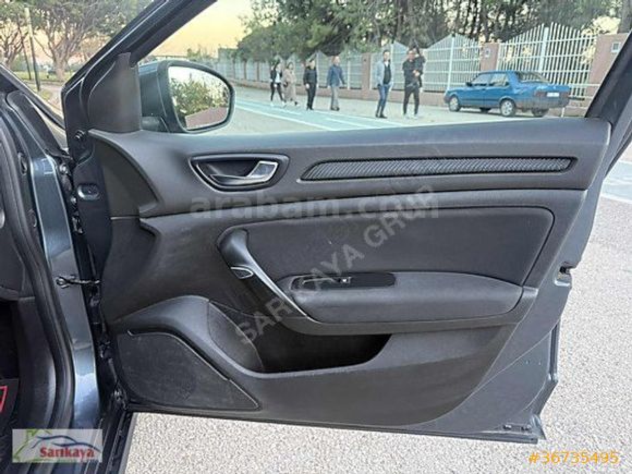 SARIKAYADAN 2018 RENAULT MEGANE 1.5 DCİ TOUCH EDC SORUNSUZ