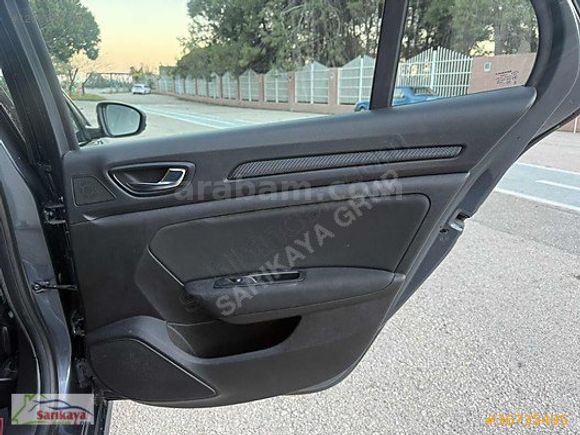 SARIKAYADAN 2018 RENAULT MEGANE 1.5 DCİ TOUCH EDC SORUNSUZ