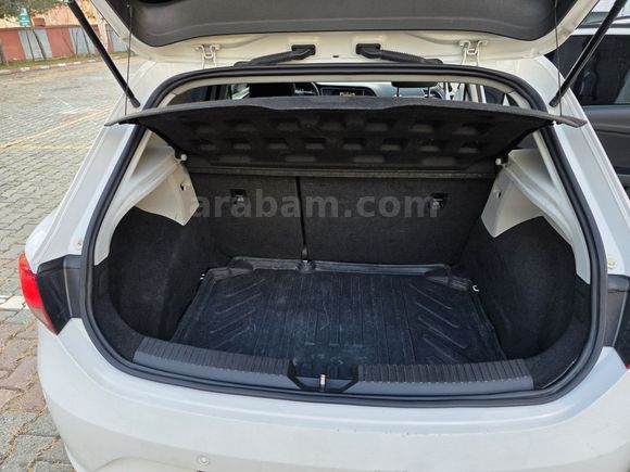 ERBENLERDEN ÇOK TEMİZ 2015 MODEL 1.6 DİZEL OTOMATİK VİTES LEON