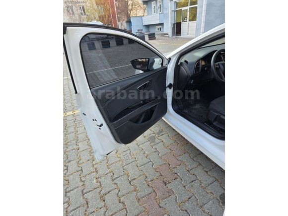 ERBENLERDEN ÇOK TEMİZ 2015 MODEL 1.6 DİZEL OTOMATİK VİTES LEON