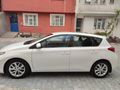Sahibinden Toyota Auris 1.4 D-4D Active 2013 Model