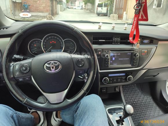 Sahibinden Toyota Auris 1.4 D-4D Active 2013 Model