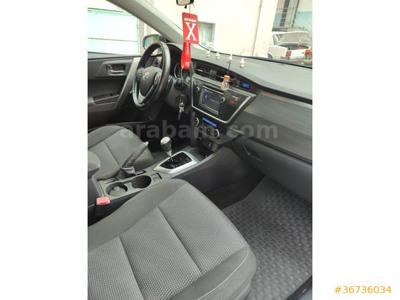 Sahibinden Toyota Auris 1.4 D-4D Active 2013 Model