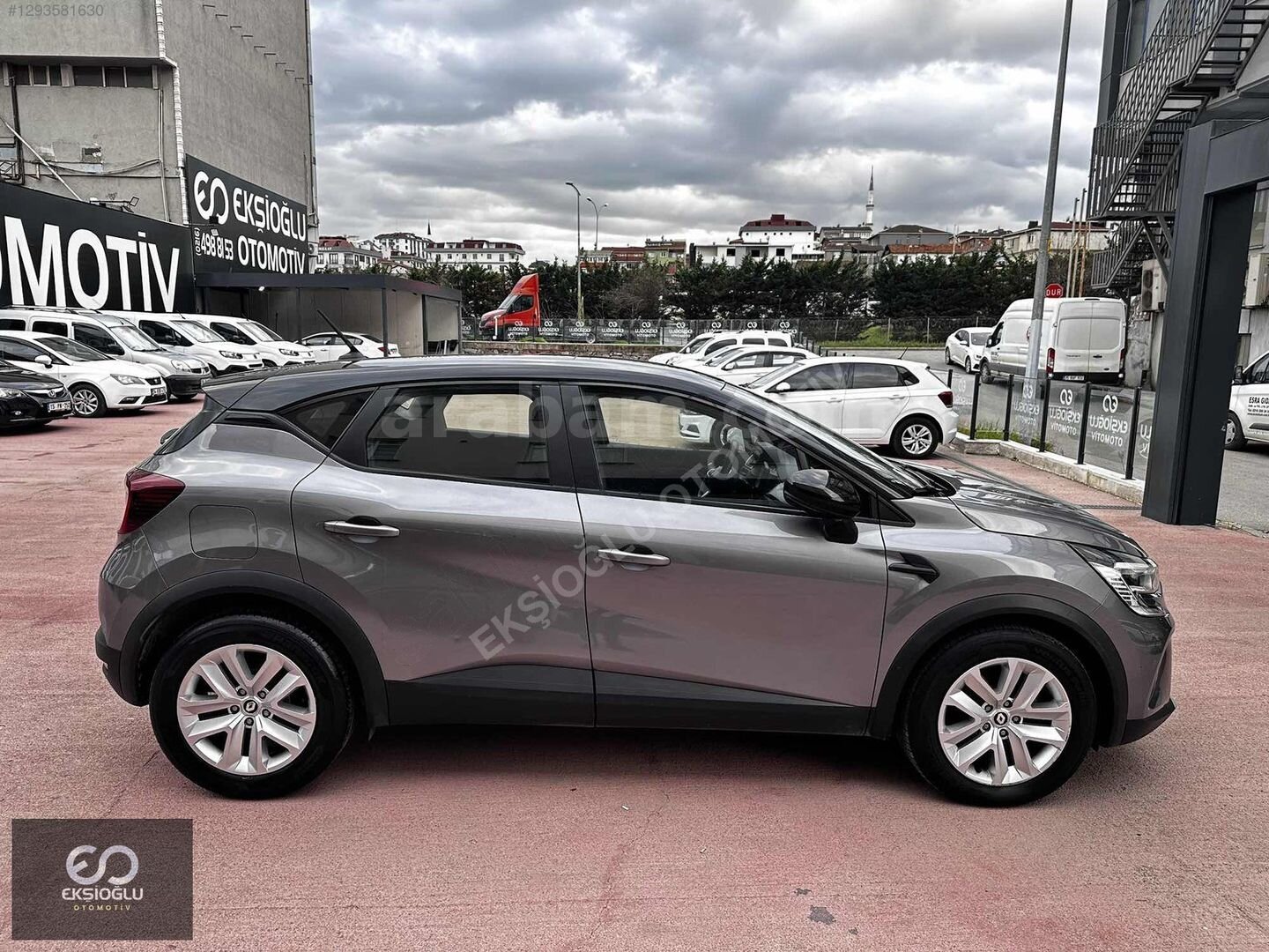 Galeriden Renault Captur 1.3 TCe Touch Plus 2021 Model İstanbul 75.000 km Gri 7