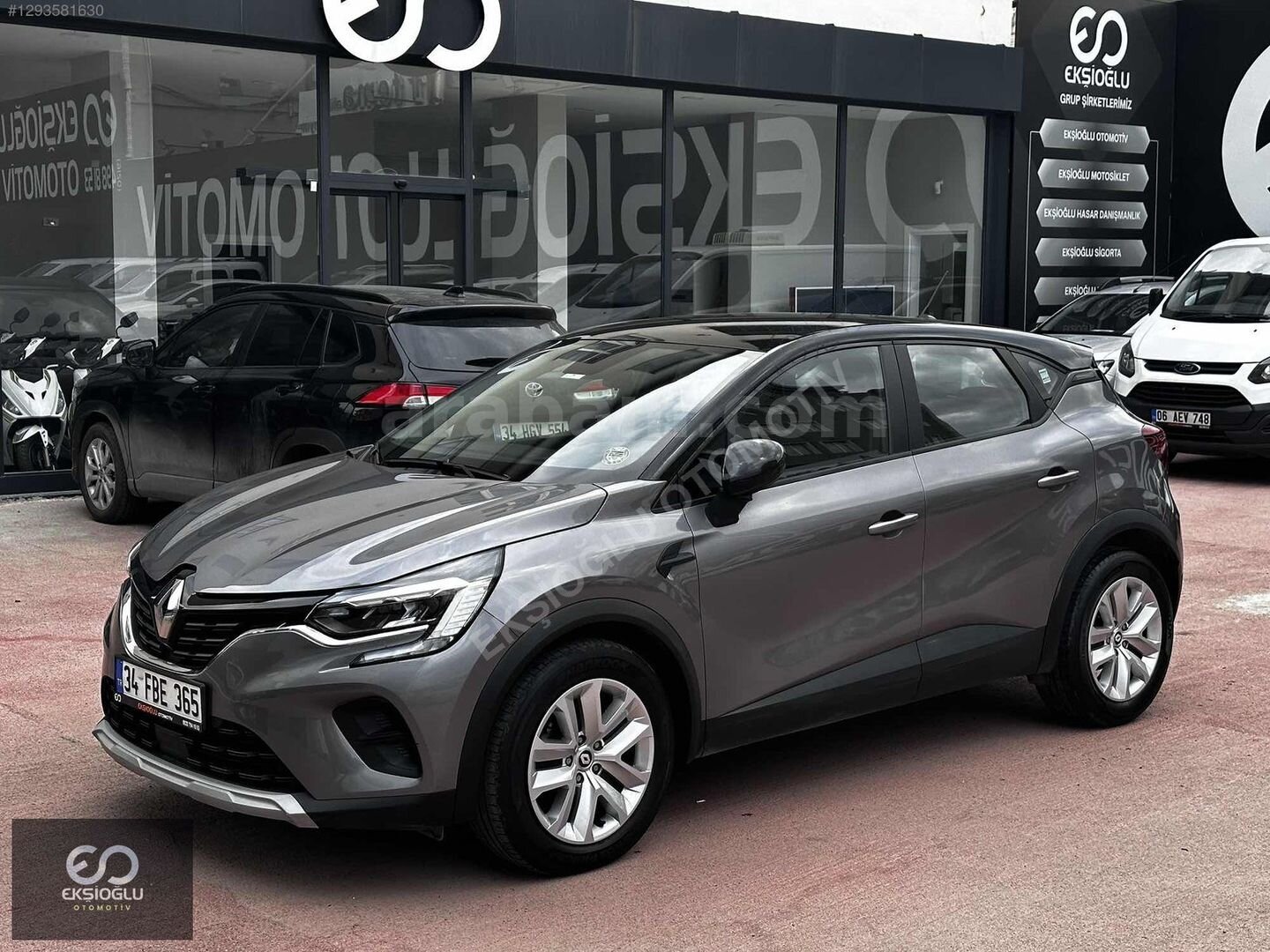 Galeriden Renault Captur 1.3 TCe Touch Plus 2021 Model İstanbul 75.000 km Gri 2